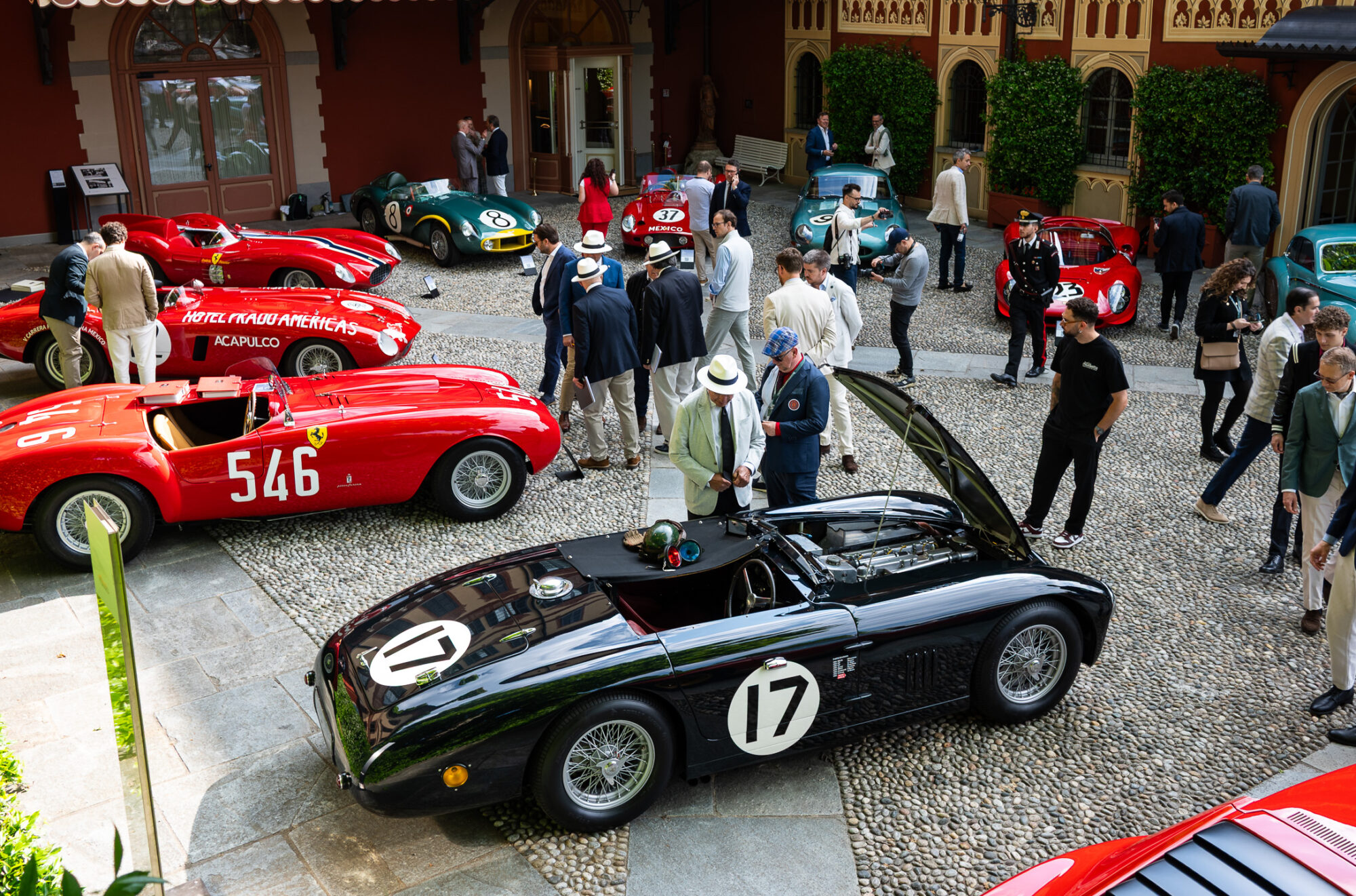 Concorso d'Eleganza Villa d'Este 2025 autonäyttely concourse Como Italia klassikkoautot taivas