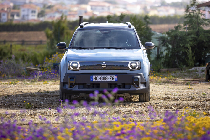 Renault 4