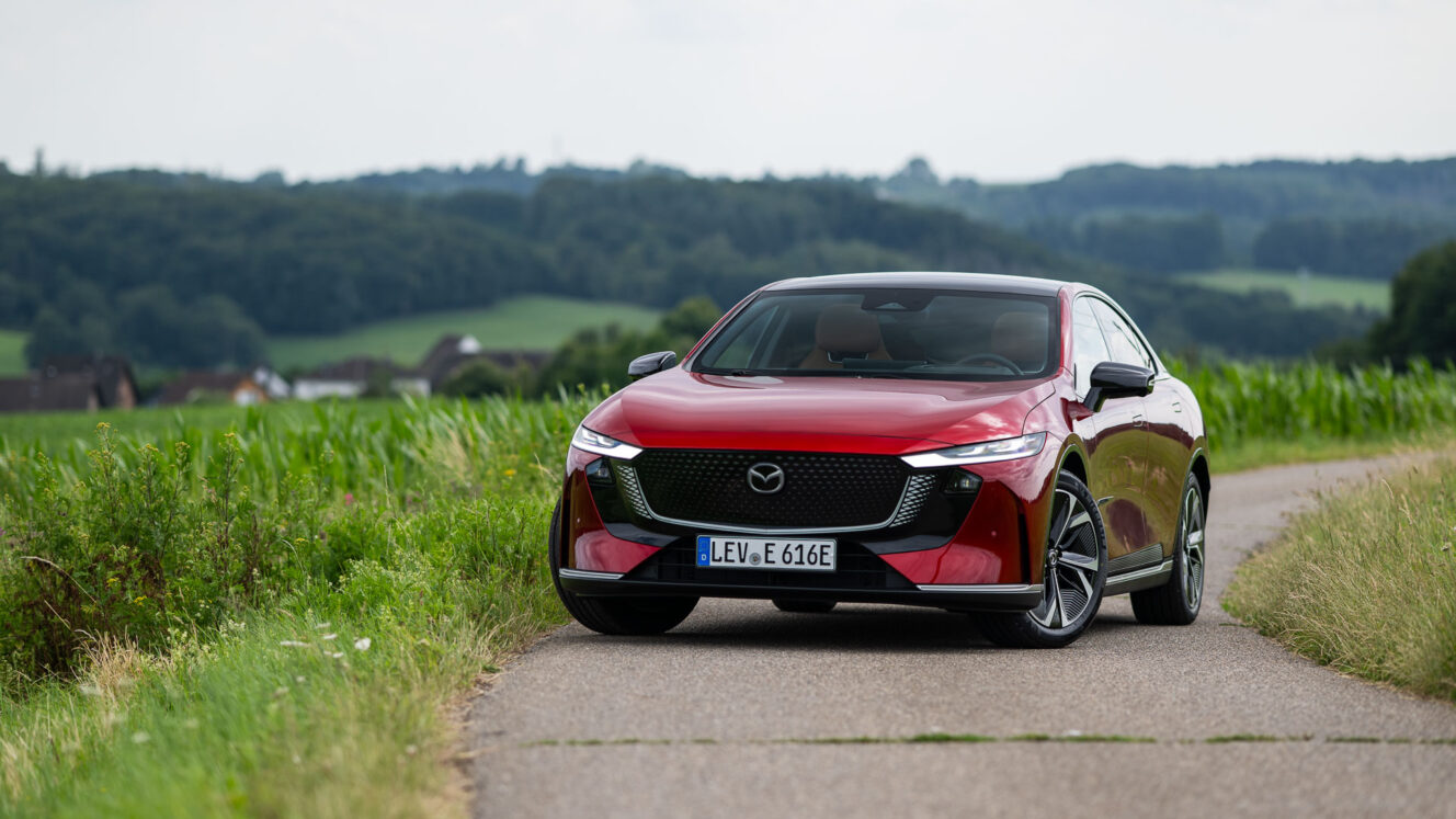 Mazda 6e sähköauto