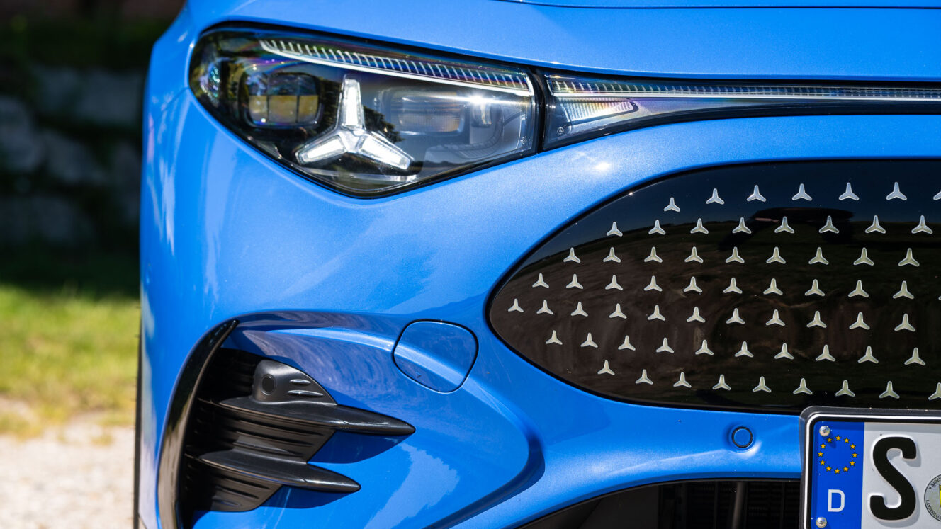 Mercedes-Benz CLA 250+ sähköauto MMA
