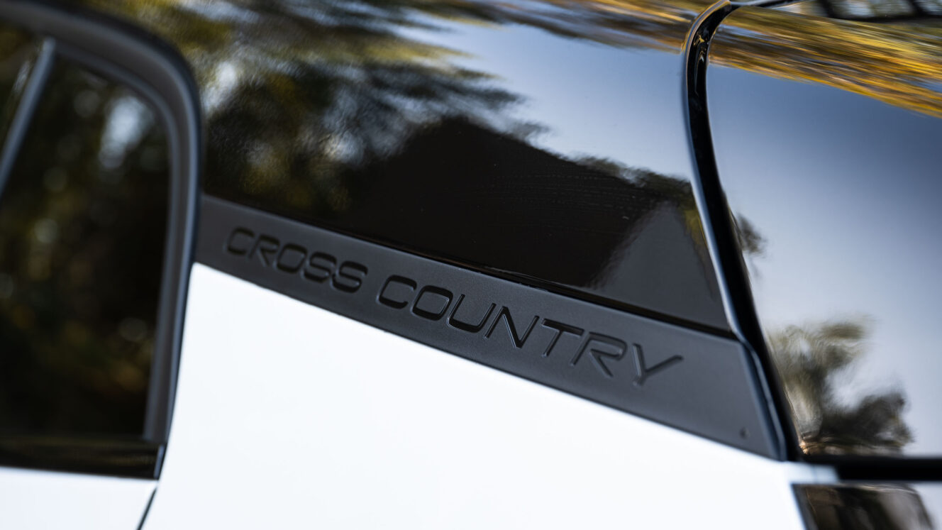 Volvo EX30 Cross Country Twin Ultra