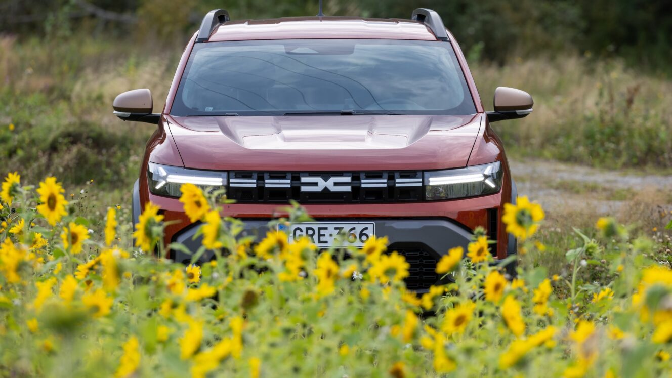 Dacia Duster neliveto käyttötesti kulutus KT