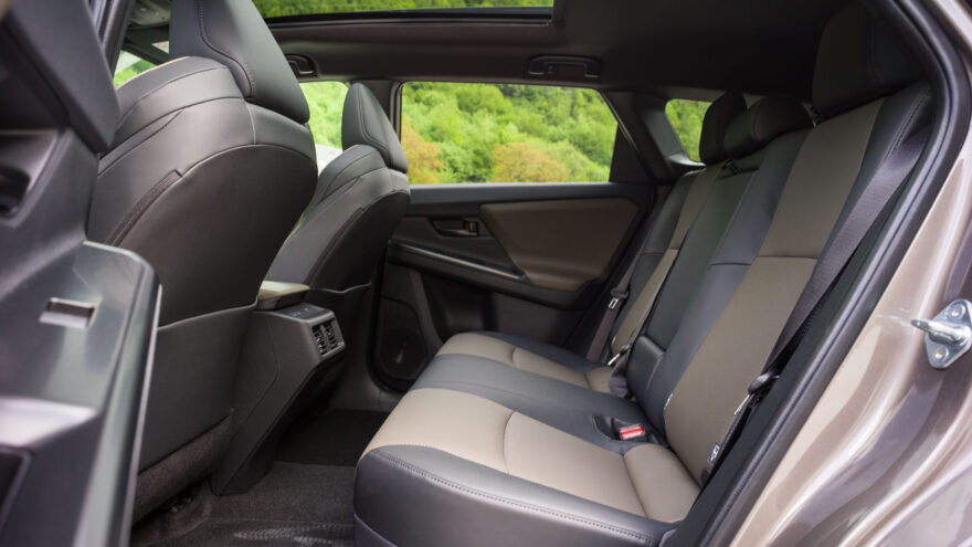 Toyota bZ4X Touring farmari farkku