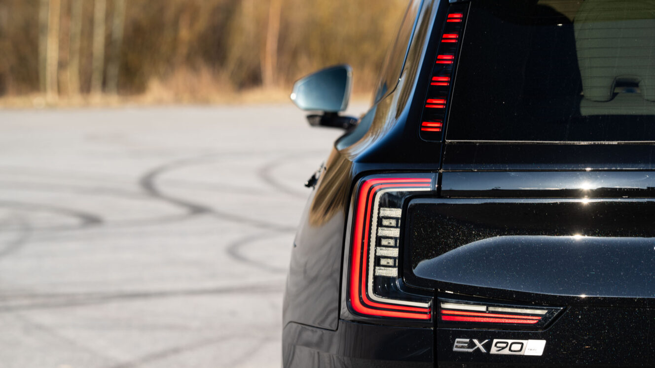 Volvo EX90 Twin Performance Ultra 6-p 800 volttia MY26