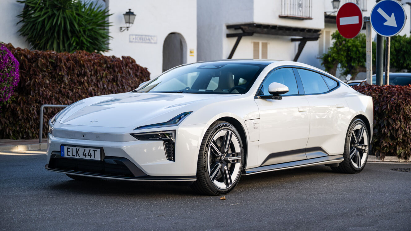 Polestar 5 Dual motor koeajo sähköauto