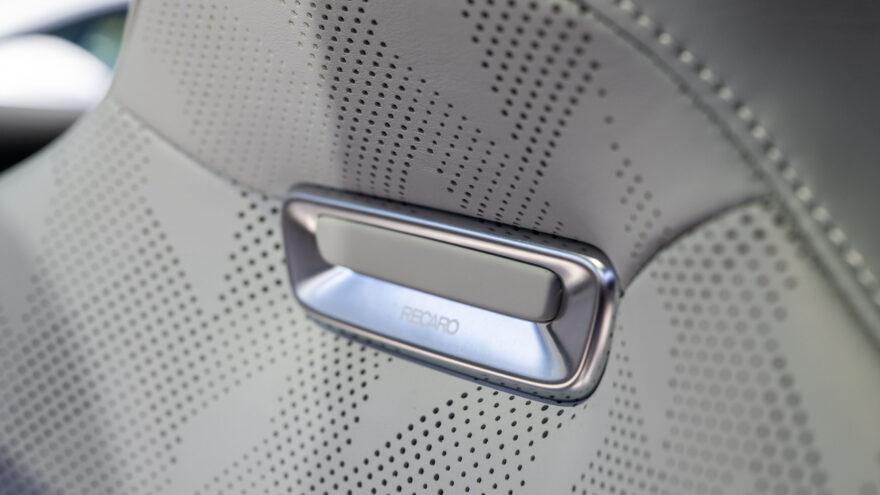 Polestar 5 Dual motor koeajo sähköauto