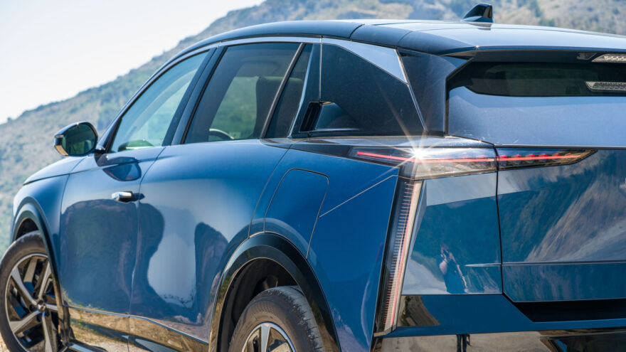 DS N°7 No7 crossover sähköauto katumaasturi SUV crossback