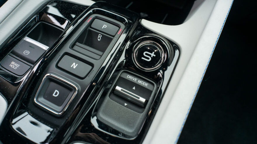Ajatuksia autoista ajotilat profiilit sport comfort säädettävä
