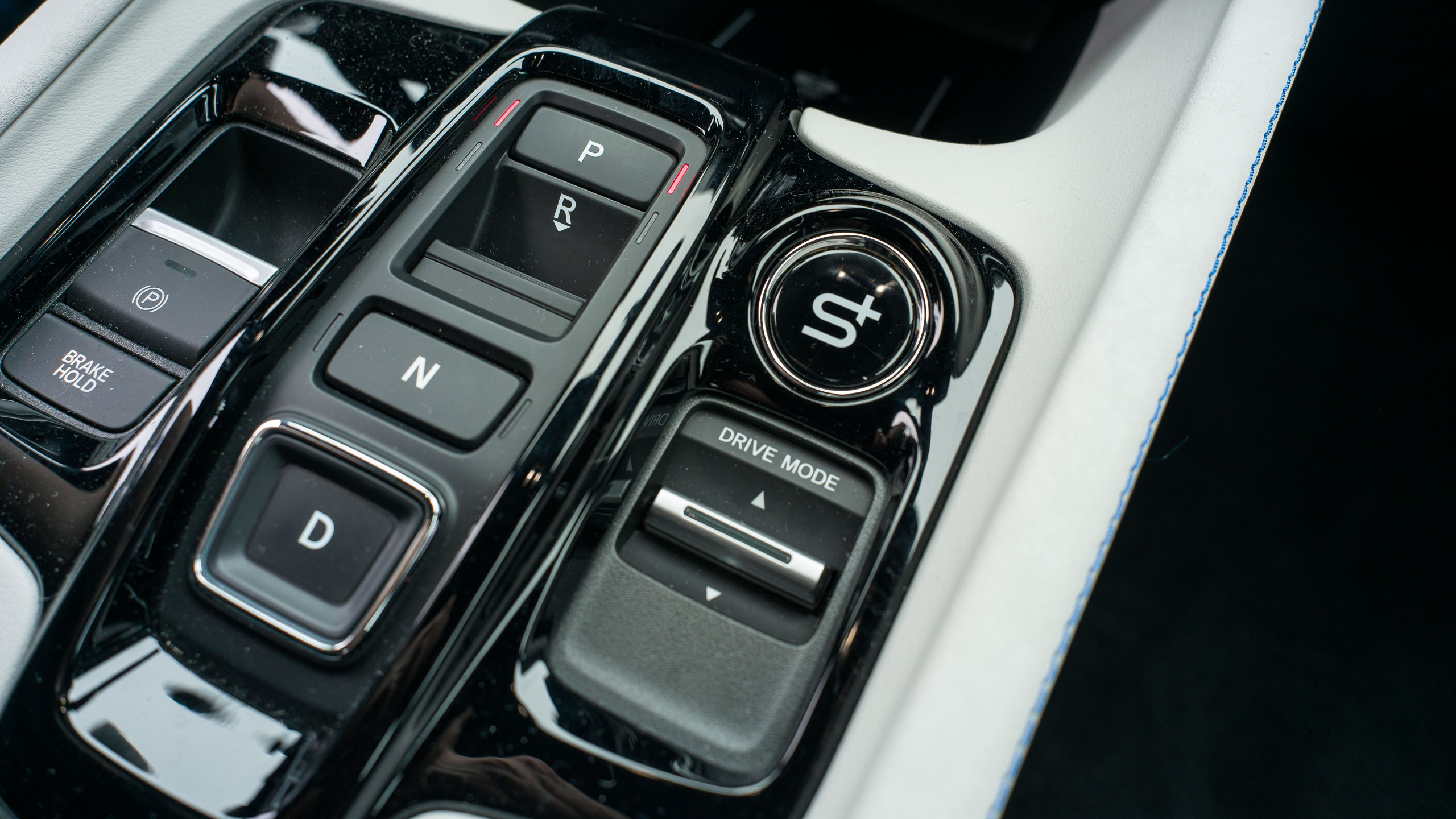 Ajatuksia autoista ajotilat profiilit sport comfort säädettävä
