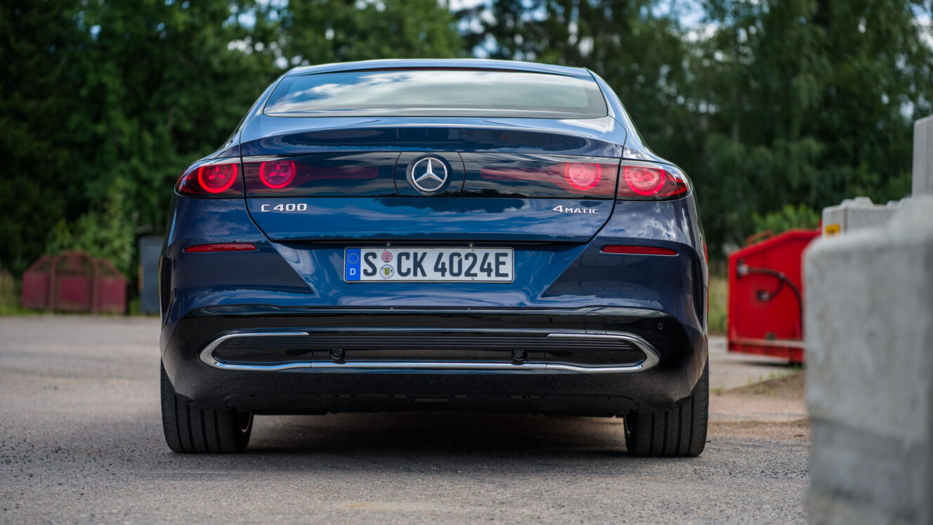 Mercedes-Benz C-sarja C400 4Matic electric sähköauto sähköinen