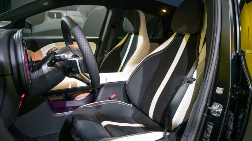 Mercedes-Benz GLA esittely sähköauto