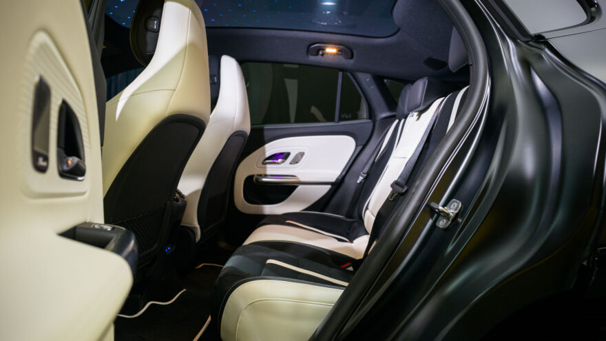 Mercedes-Benz GLA esittely sähköauto