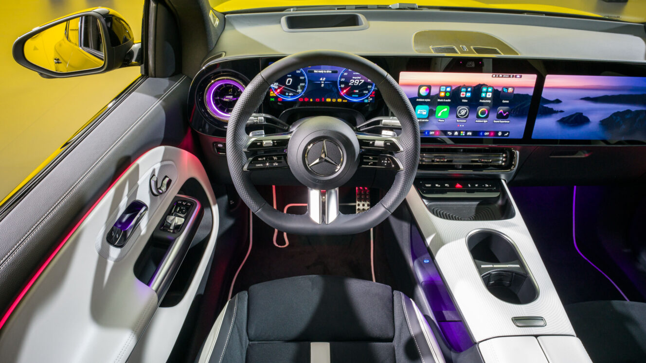 Mercedes-Benz GLA esittely sähköauto