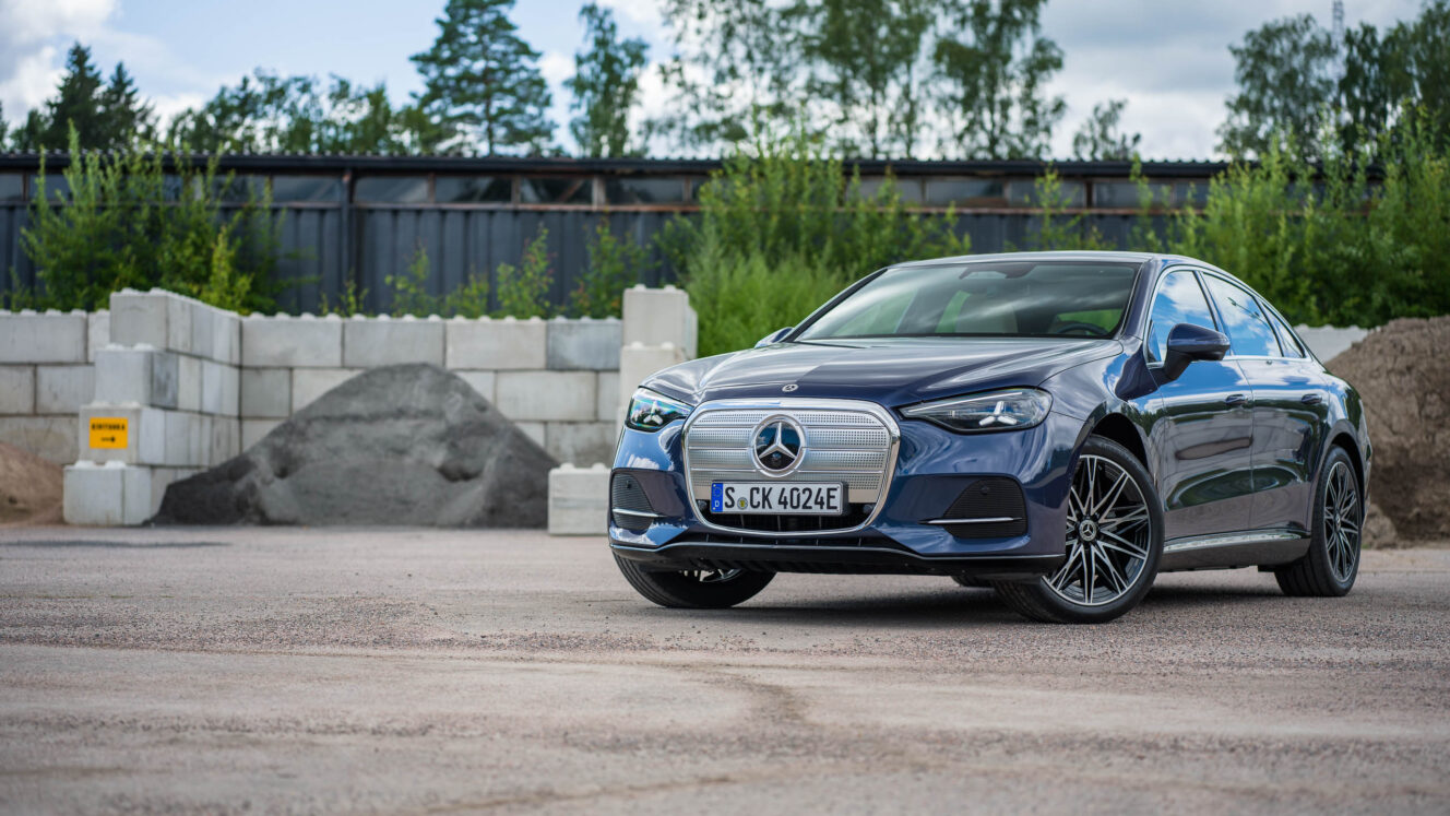 Mercedes-Benz C-sarja C400 4Matic sähkö