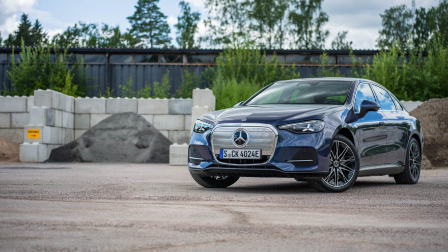 Mercedes-Benz C-sarja C400 4Matic sähkö