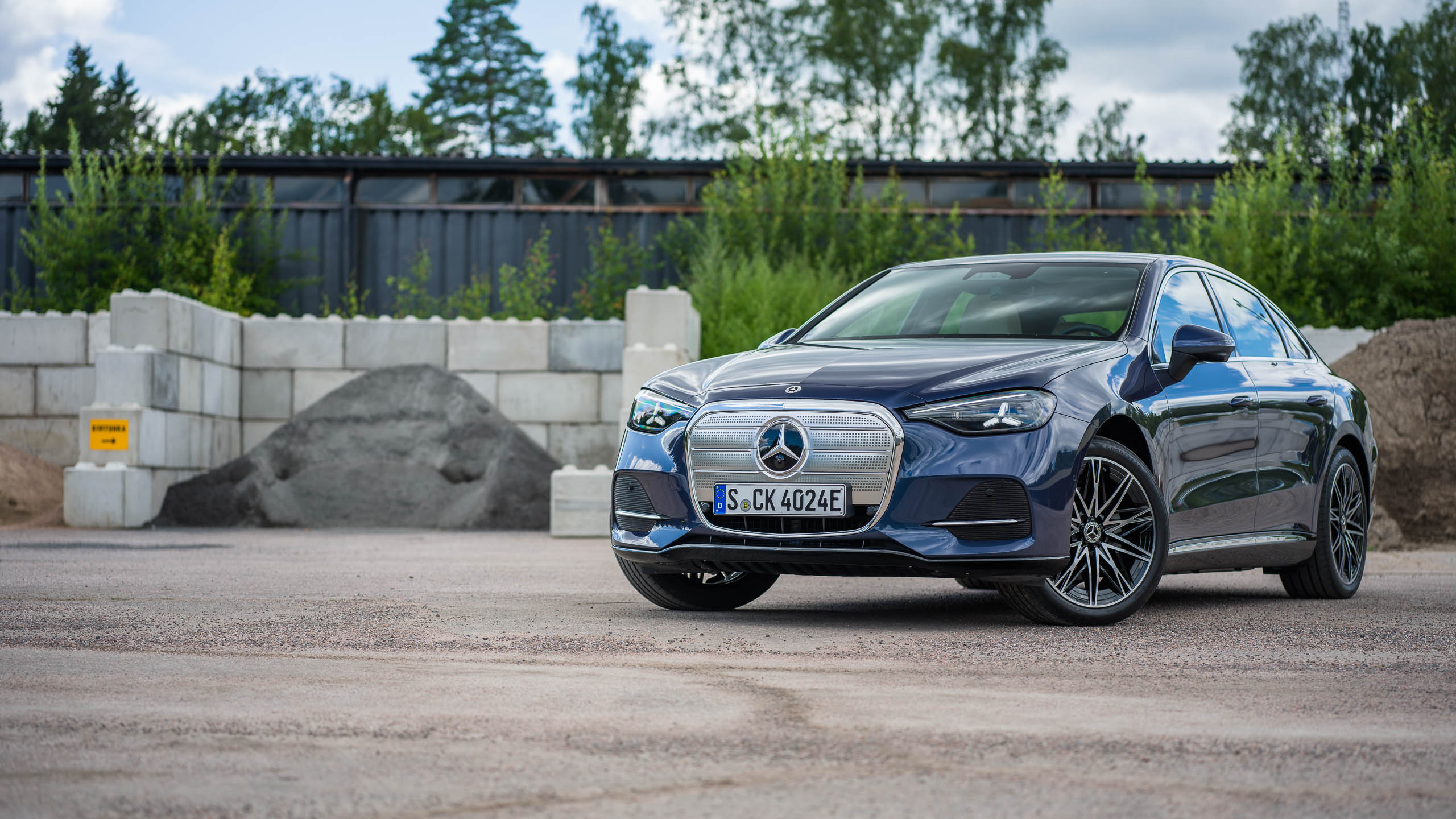 Mercedes-Benz C-sarja C400 4Matic sähkö