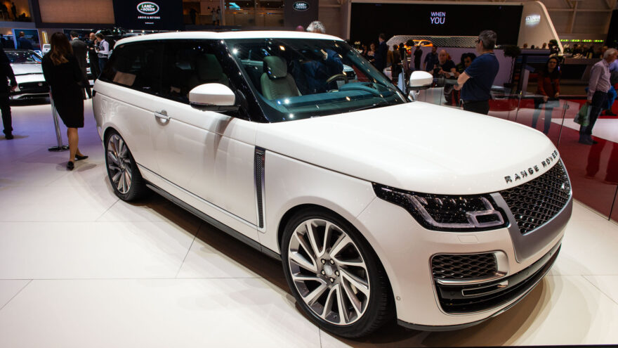 Range Rover SV Coupe GT Road Jaguar Type 01