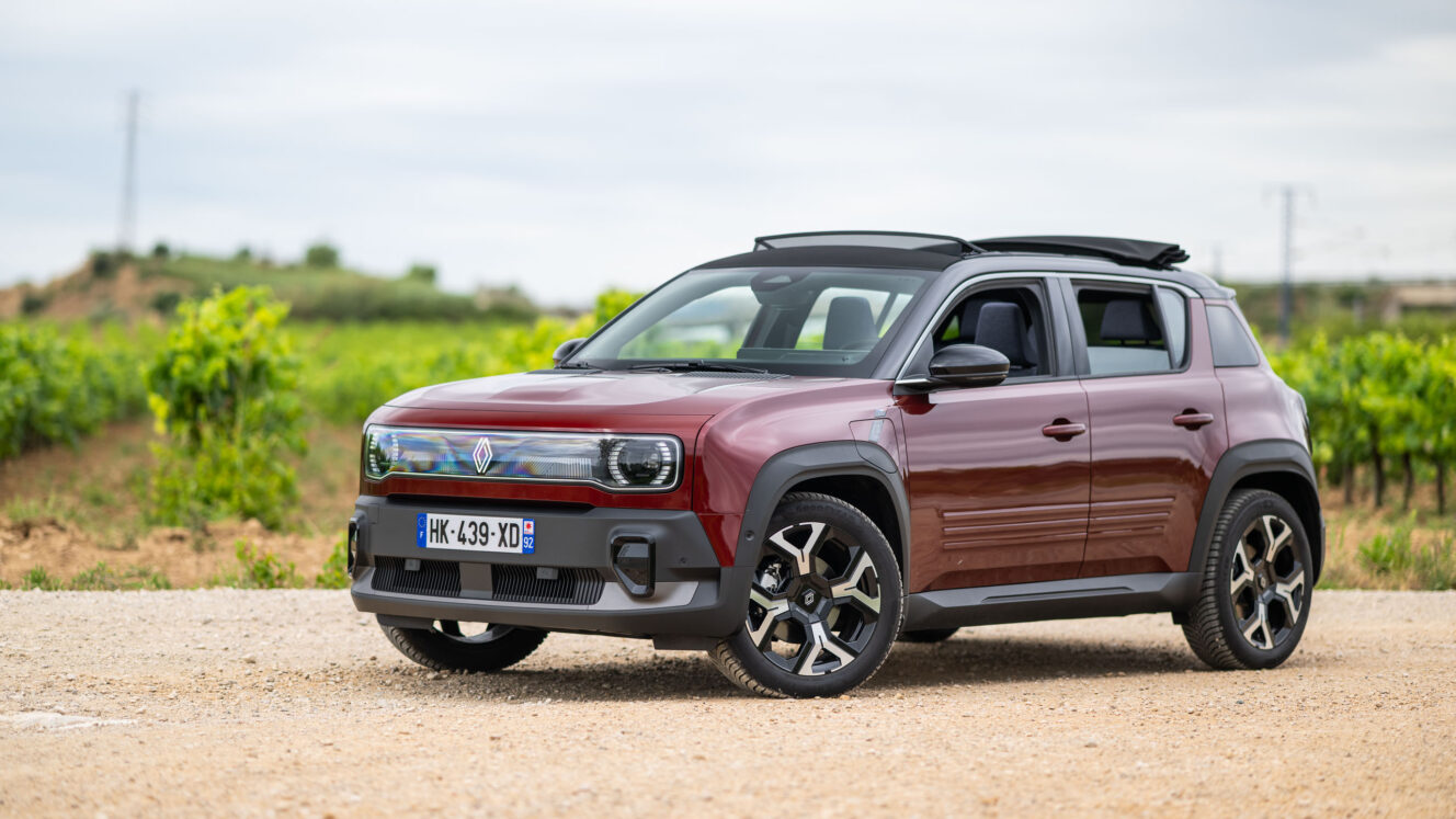 Renault 4 Plain Sud E-tech Electric avo rättikatto