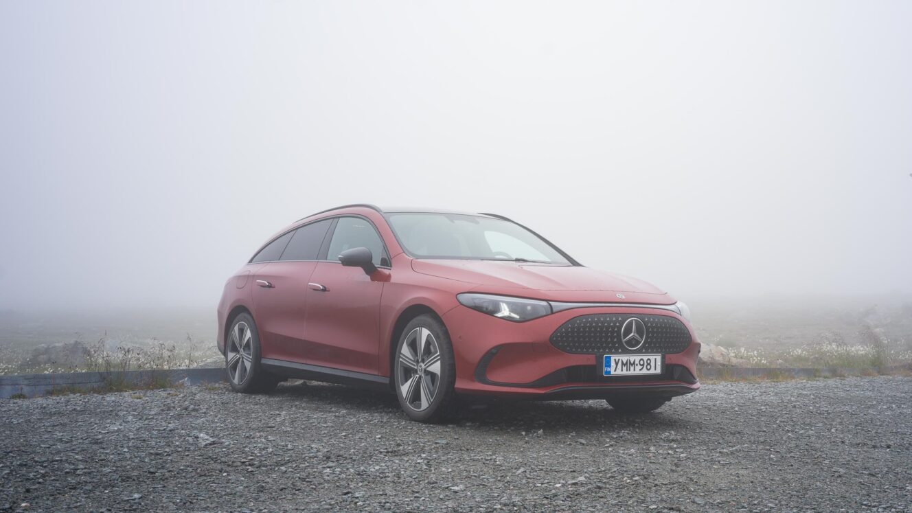 Mercedes-Benz CLA Shooting Brake käyttötesti sähköauto