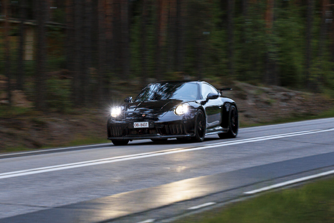 Porsche 911 Carrera 4 GTS
