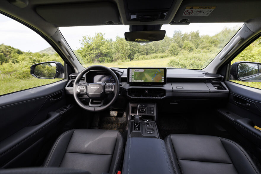 Toyota Hilux BEV