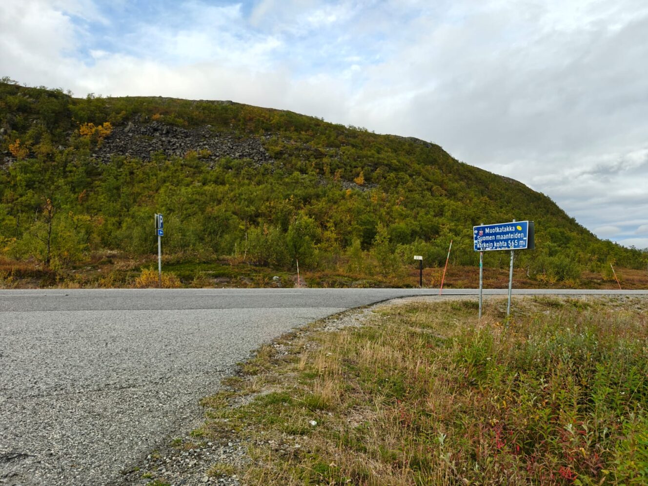 Muotkatakka Suomen maanteiden korkein kohta