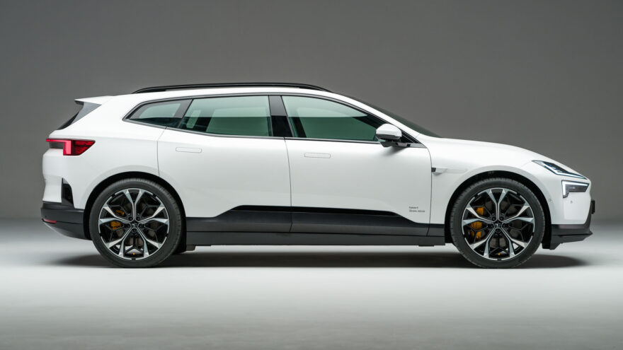Polestar 4 SUV esittely coupe farmari sähköauto