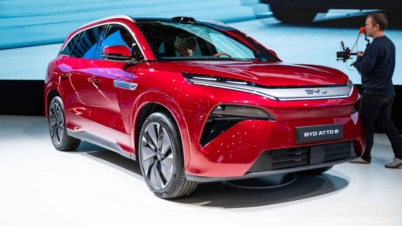 BYD Atto 8