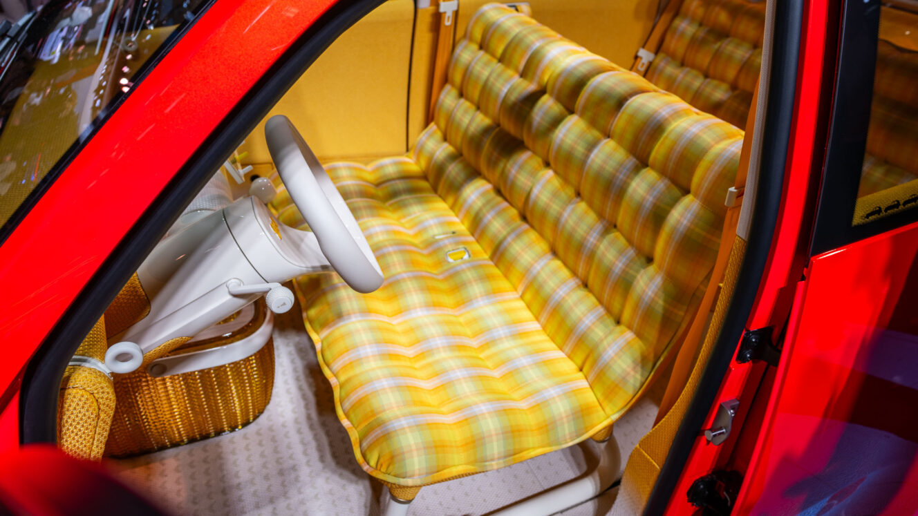 Citroën 2CV uusi sähköauto e-car M1E Leapmotor