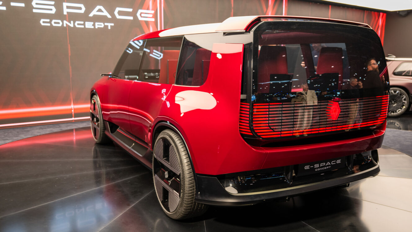 Renault E-space Espace konsepti sähköauto tila-auto