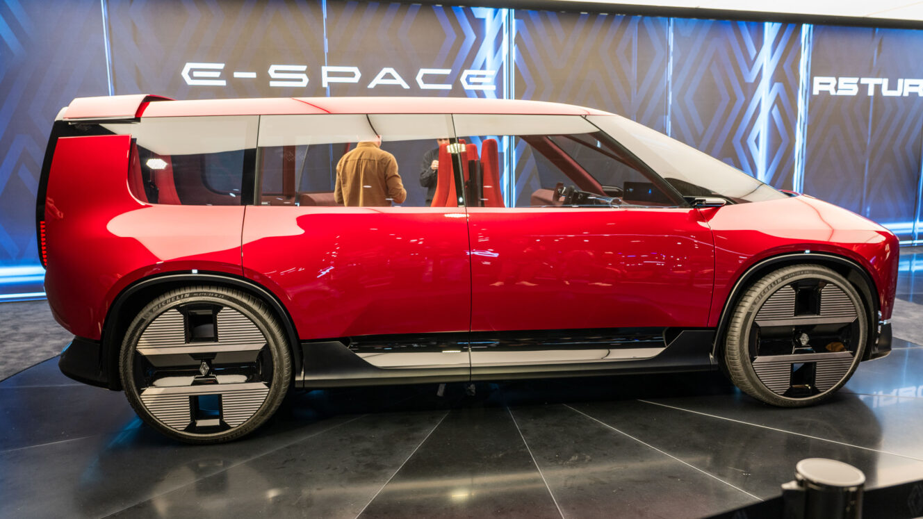 Renault E-space Espace konsepti sähköauto tila-auto