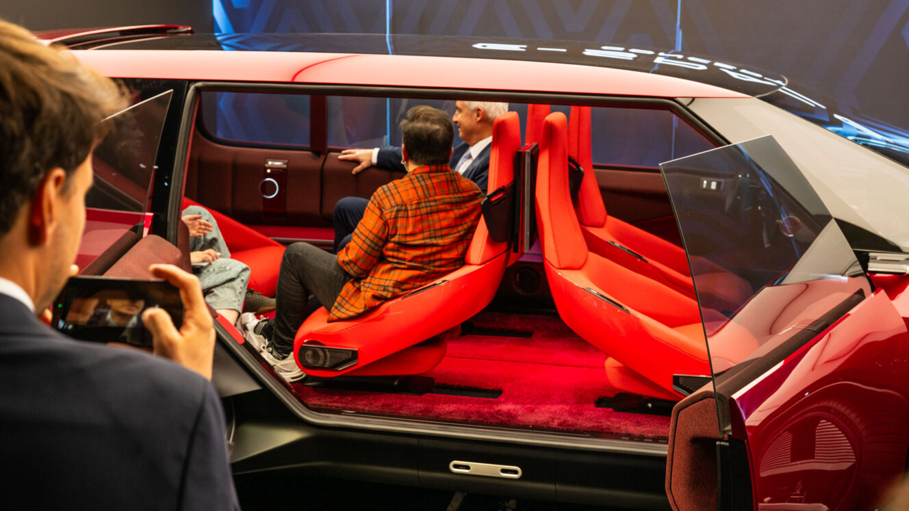 Renault E-space Espace konsepti sähköauto tila-auto