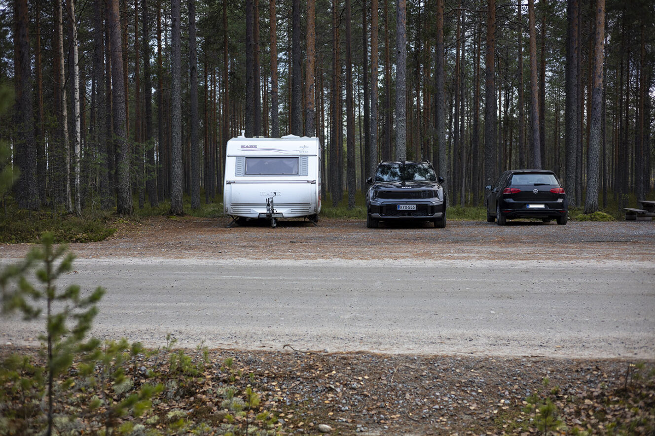 Sähköauto asuntovaunu